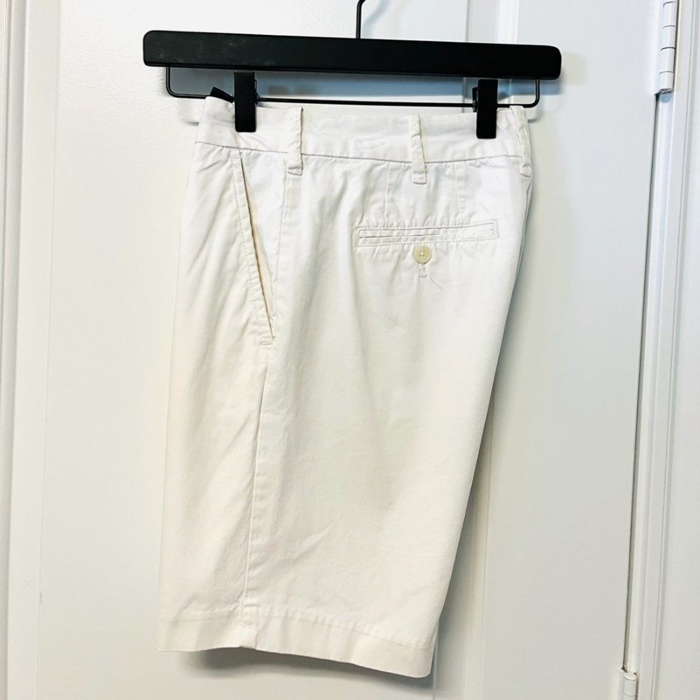 Express Cotton Flat Front Shorts 8" - White - 28"